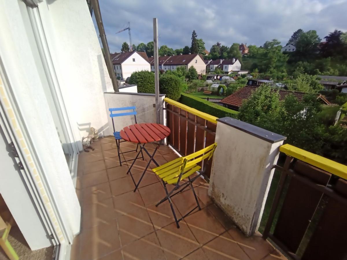 Grosses Zimmer Bad Kueche Wohnzimmer Terasse Garten Zentral Ruhig Landsberg am Lech Exteriér fotografie