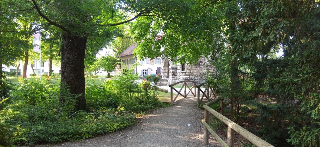 Grosses Zimmer Bad Kueche Wohnzimmer Terasse Garten Zentral Ruhig Landsberg am Lech Exteriér fotografie